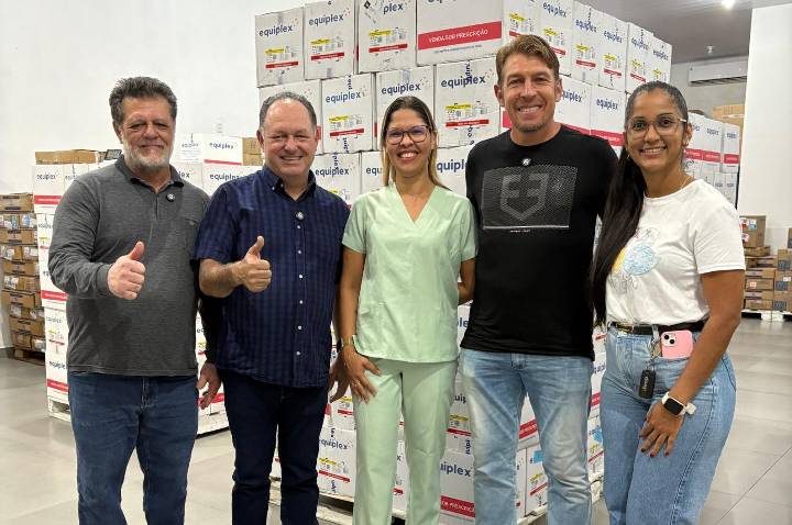 Abastecimento de medicamentos em Monte Negro é reforçado com emenda do deputado Pedro Fernandes