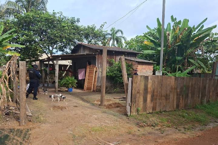 Coroa – Homem condenado por roubo é preso na Vila Samuel