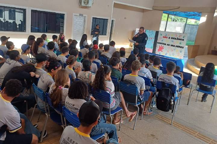 Educação que protege: 9º BPM leva prevenção às drogas e combate à violência para escola em Rio Pardo