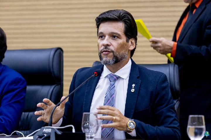 Lei de autoria de Delegado Camargo institui o Dia Livre de Impostos em Rondônia