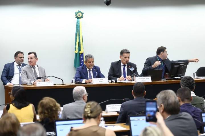 Médicos e psicólogos criticam mudanças na carteira de habilitação e defendem avaliação regular da saúde de motoristas