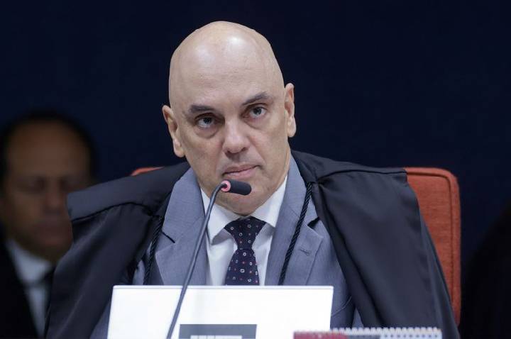 Moraes vota por absolver general e condenar mais 9 réus do núcleo 3