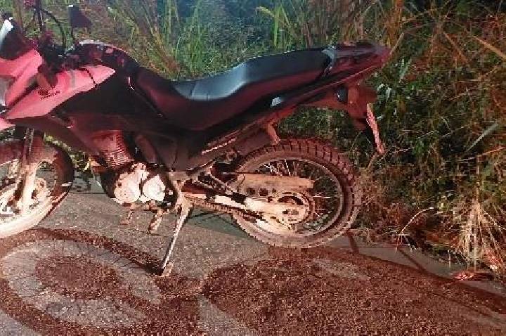 MOTOCICLETA ROUBADA É RECUPERADA PELA POLÍCIA MILITAR EM PORTO VELHO