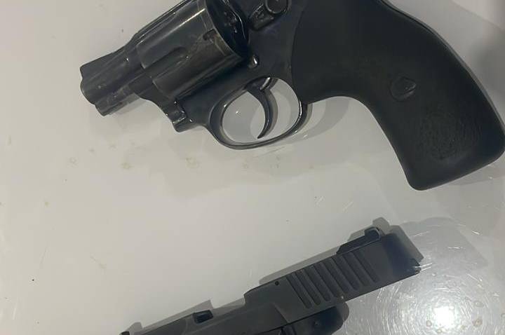 Polícia Militar apreende armas de fogo em distribuidora durante patrulhamento em Ministro Andreazza