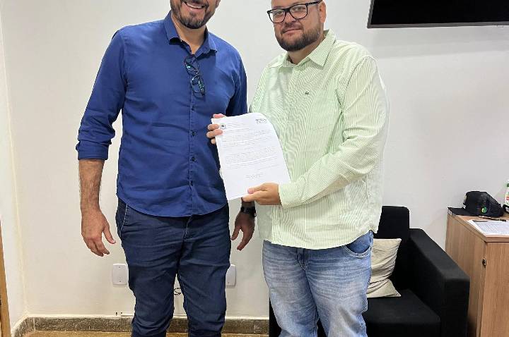 Vereador Márcio Pacele leva demandas de bairros e distritos à Seinfra