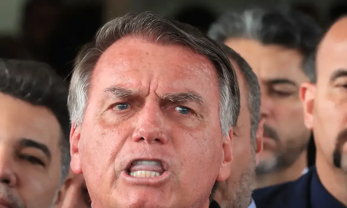Estado de saúde de Bolsonaro após novos exames preocupa