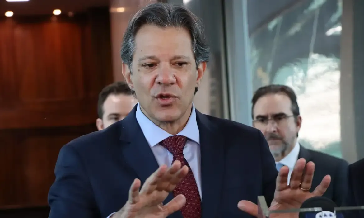 Motta mostrou compromisso com equilíbrio em reforma do IR, diz Haddad