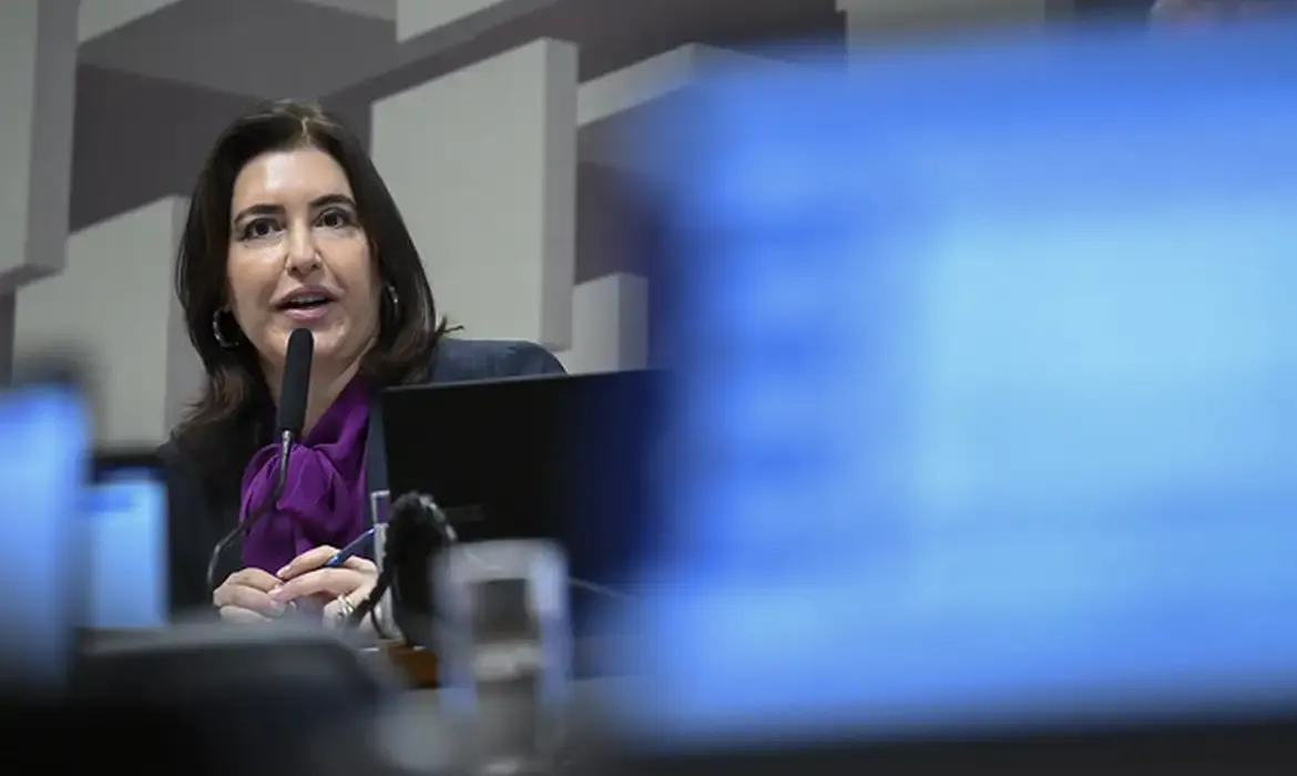 Tebet defende revisão de gastos e isenções fiscais no Senado