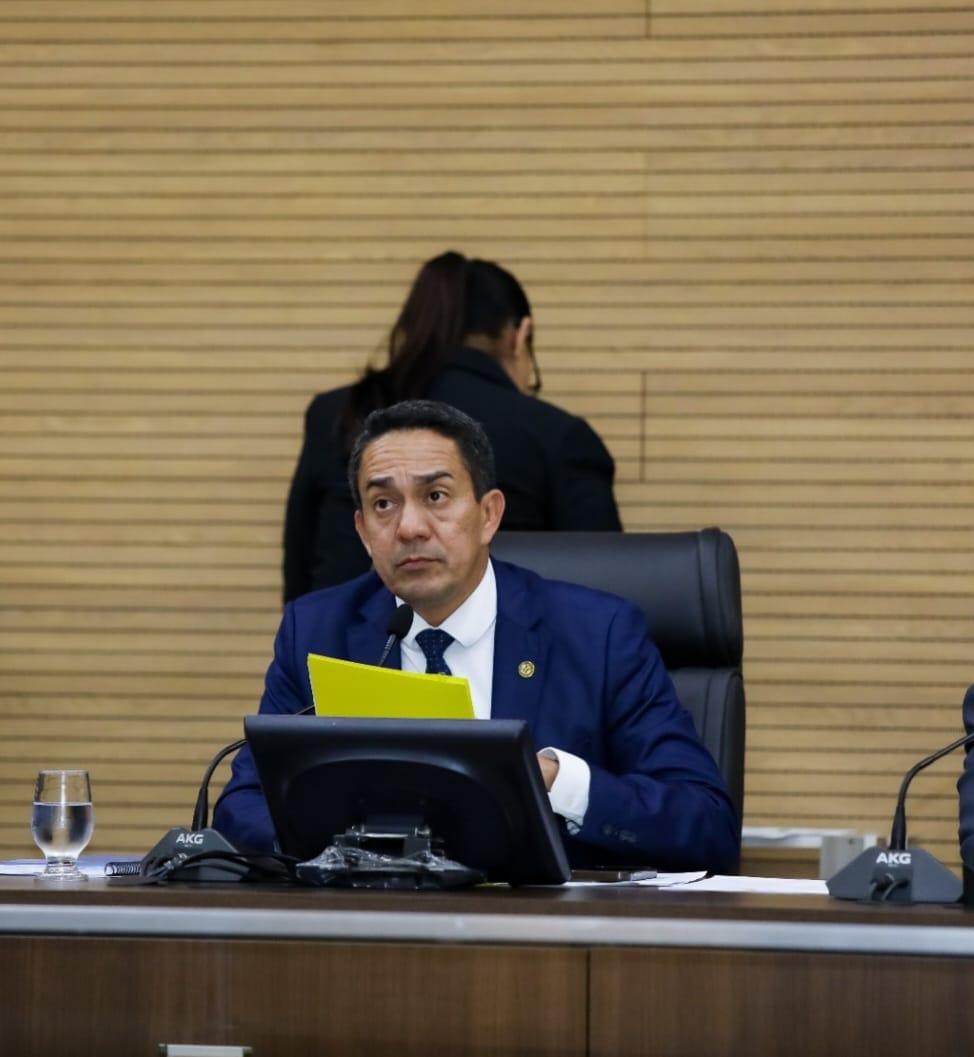 Deputado Eyder Brasil propõe criação de delegacia especializada em crimes digitais contra crianças em Rondônia