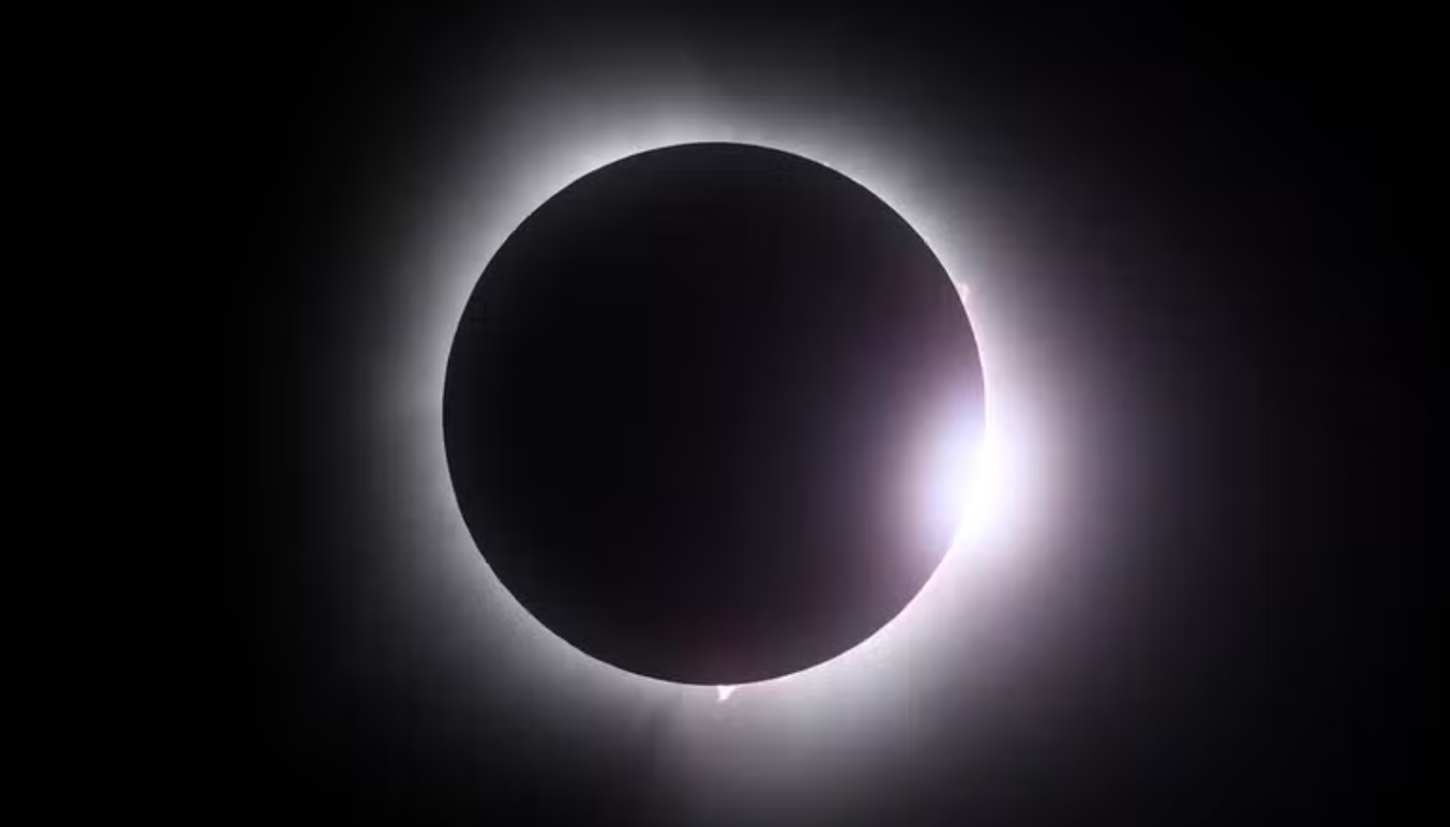 Eclipse solar parcial acontece em setembro: veja quando e onde o fenômeno será visível