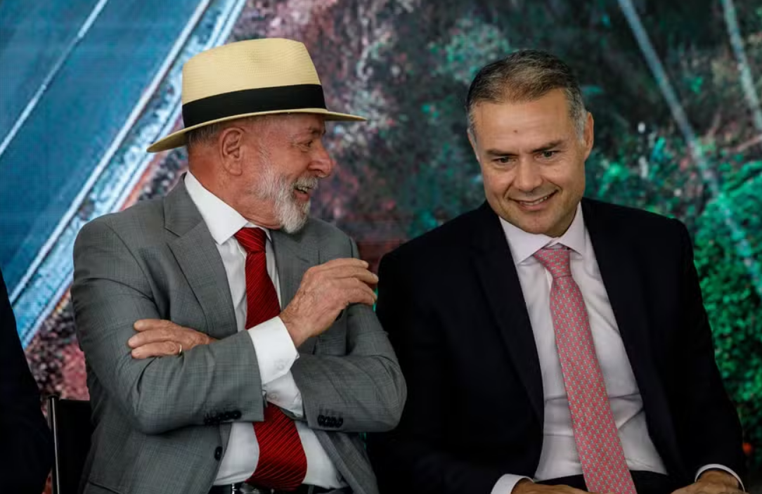 Lula autoriza Ministério dos Transportes a levar fim da obrigatoriedade de autoescola para CNH adiante