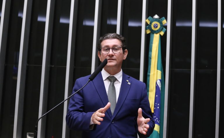 Comissão aprova projeto que restabelece cobrança de imposto para carnes e café importados