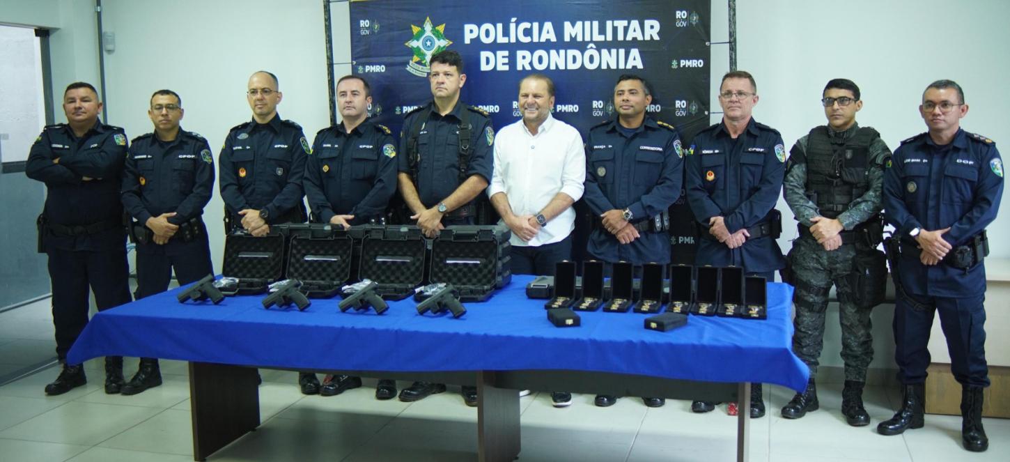 Recursos assegurados por Cirone Deiró garantem mais armas para a Polícia Militar